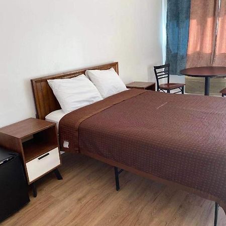 Village Motel Ellenville Zewnętrze zdjęcie