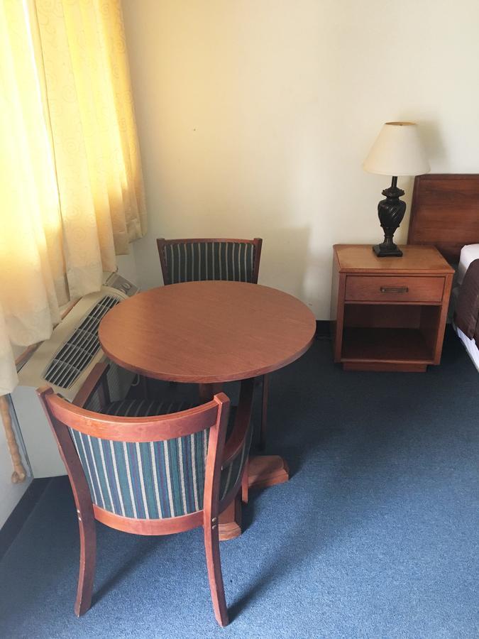 Village Motel Ellenville Zewnętrze zdjęcie